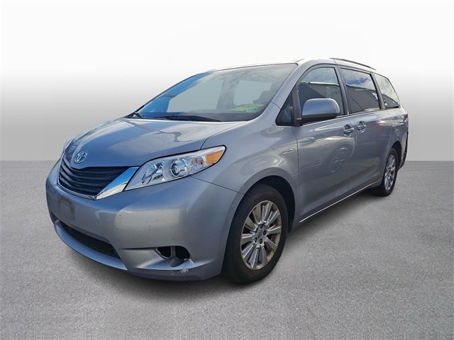 2014 Toyota Sienna LE -
                  Springfield, VA