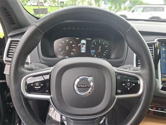 Thumbnail: 2017 Volvo XC90 - 20