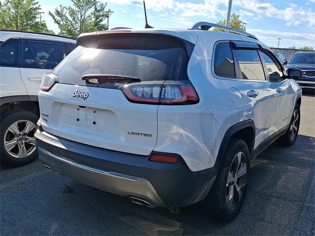 Thumbnail: 2019 Jeep Cherokee - 7