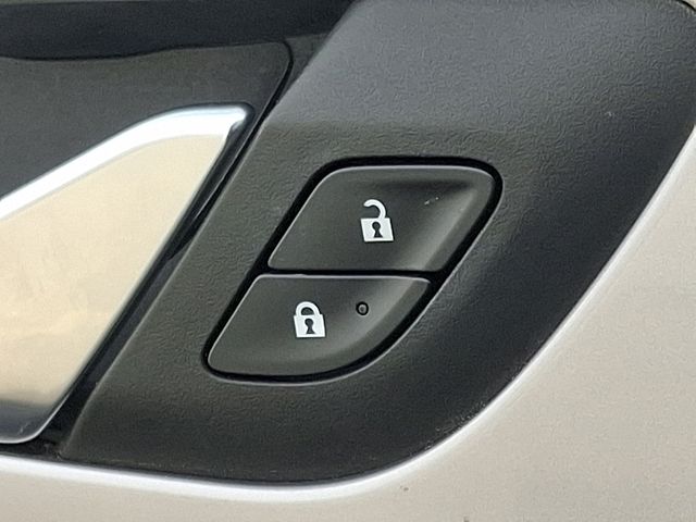 Thumbnail: 2022 Chevrolet Blazer - 26