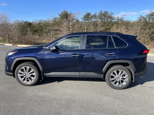 Thumbnail: 2021 Toyota RAV4 - 3