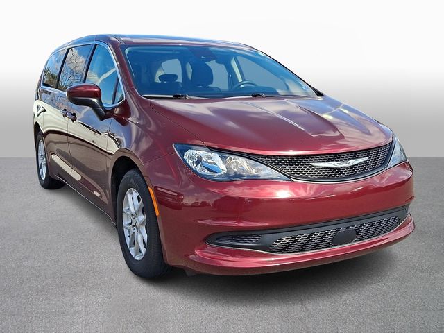 Thumbnail: 2023 Chrysler Voyager - 3