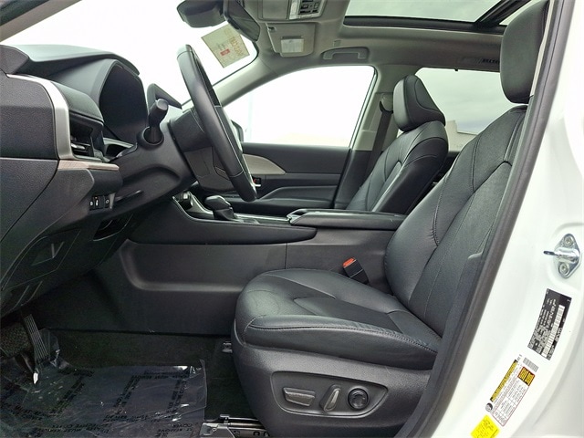 Thumbnail: 2024 Toyota Grand Highlander - 14