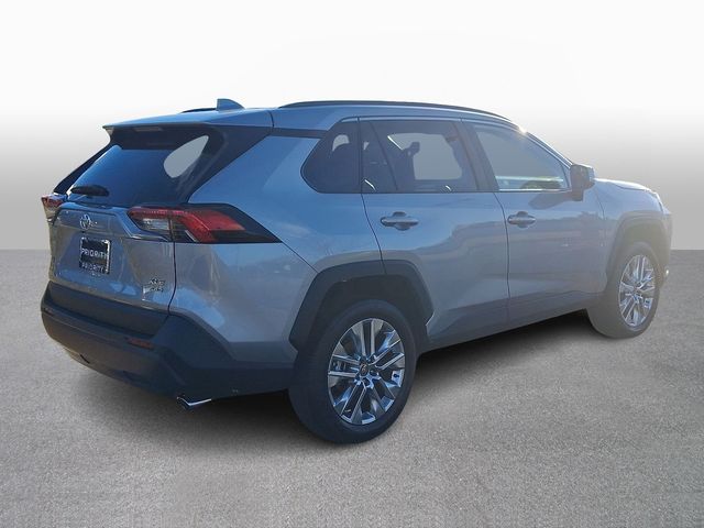 Thumbnail: 2025 Toyota RAV4 - 4
