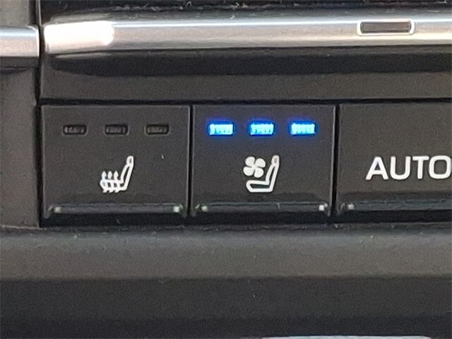 Thumbnail: 2025 Toyota Sienna - 30