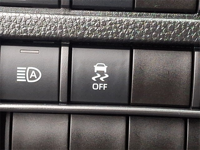 Thumbnail: 2025 Toyota Tacoma - 25