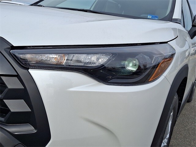 Thumbnail: 2026 Toyota Corolla Cross - 9