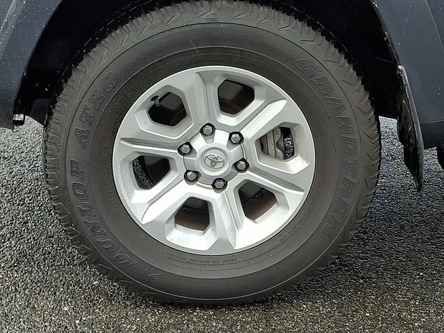 Thumbnail: 2024 Toyota 4Runner - 8