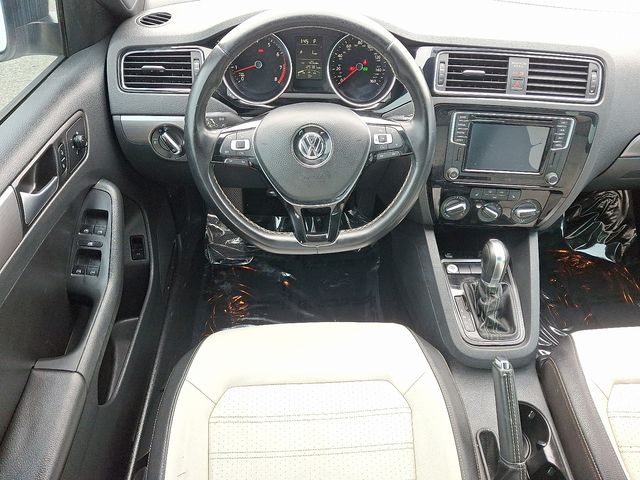 Thumbnail: 2016 Volkswagen Jetta - 11