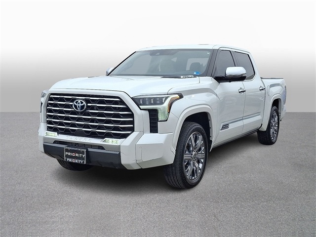 Thumbnail: 2024 Toyota Tundra - 1