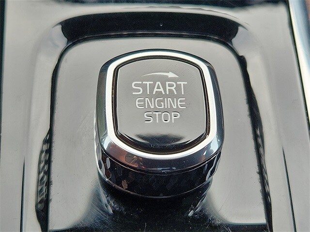 Thumbnail: 2024 Volvo XC60 - 23