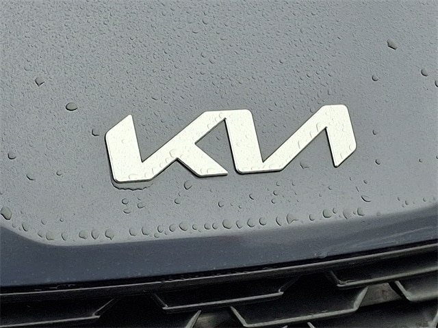 Thumbnail: 2022 Kia K5 - 4