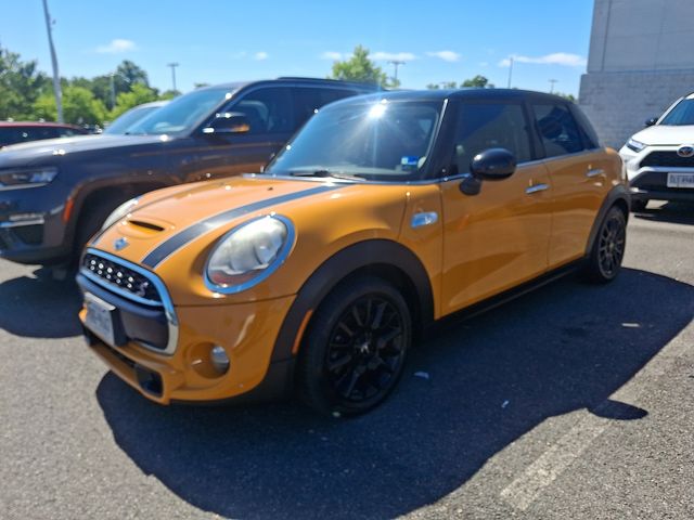 Thumbnail: 2015 MINI Cooper - 11