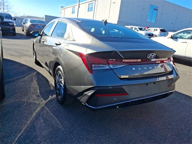 Thumbnail: 2024 Hyundai Elantra - 9