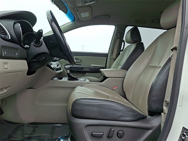 Thumbnail: 2017 Kia Sedona - 15