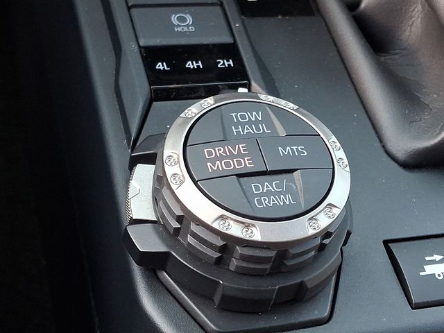 Thumbnail: 2025 Toyota 4Runner - 25