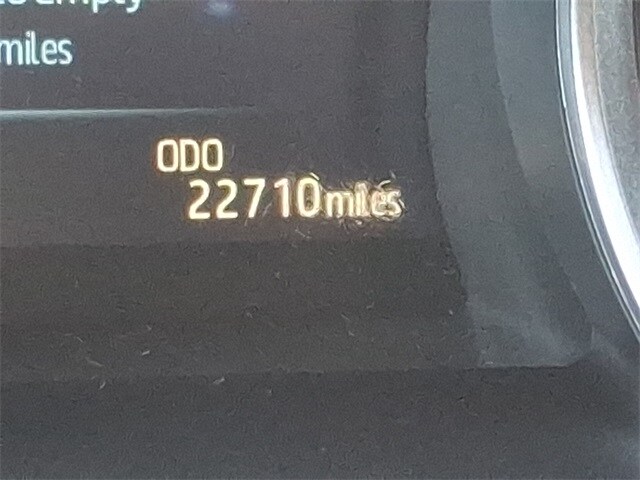 Thumbnail: 2022 Toyota Camry - 19