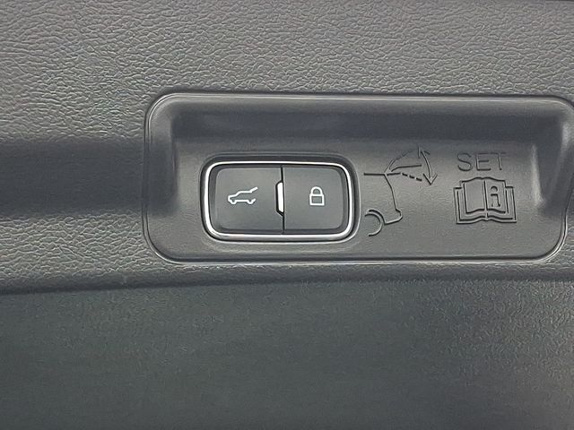 Thumbnail: 2025 Ford Explorer - 31