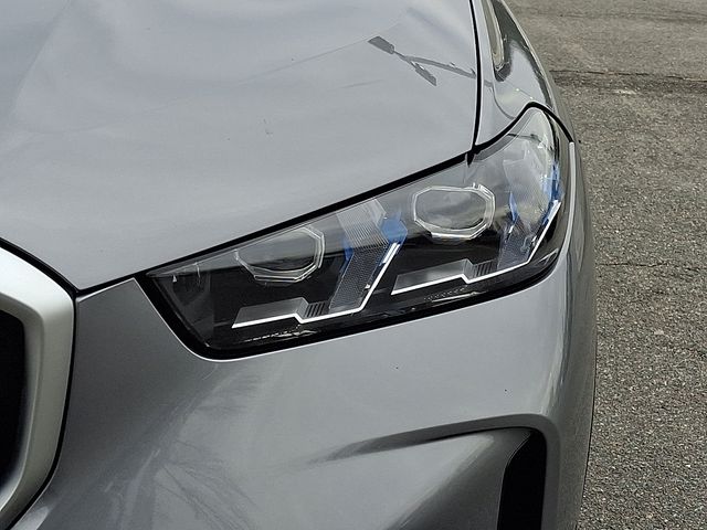 Thumbnail: 2026 BMW X5 - 9