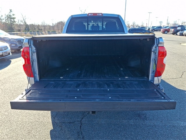 Thumbnail: 2014 Toyota Tundra - 27