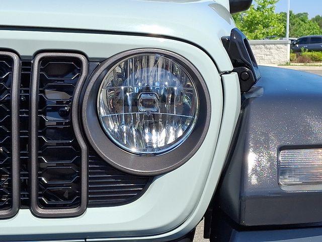 Thumbnail: 2024 Jeep Wrangler - 9