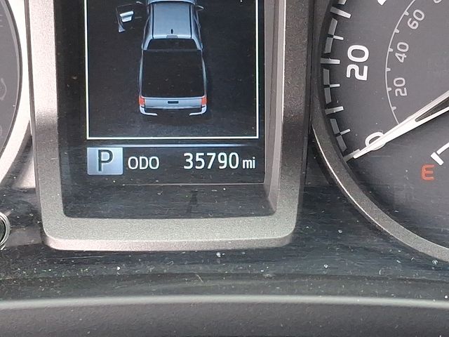 Thumbnail: 2023 Toyota Tacoma - 18