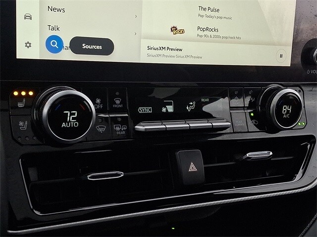 Thumbnail: 2024 Toyota Highlander - 17