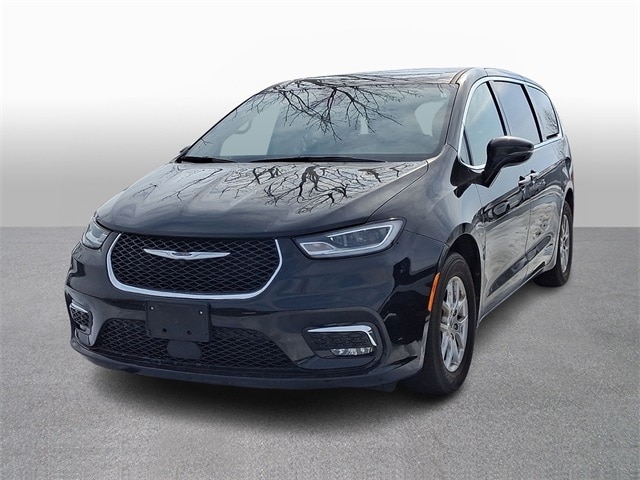 Thumbnail: 2025 Chrysler Pacifica - 1