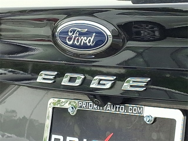 Thumbnail: 2022 Ford Edge - 8