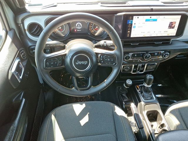 Thumbnail: 2024 Jeep Wrangler - 11