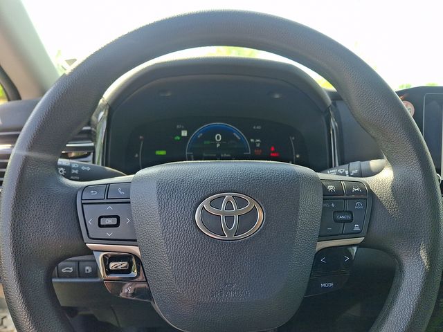 Thumbnail: 2025 Toyota Camry - 18