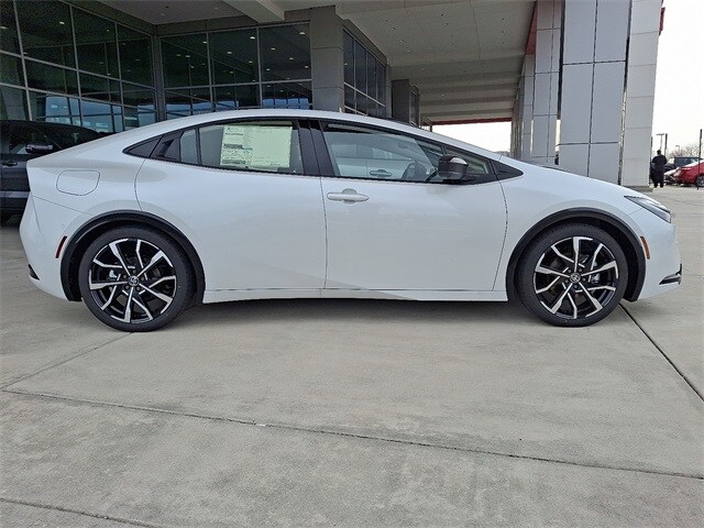 Thumbnail: 2026 Toyota Prius - 7