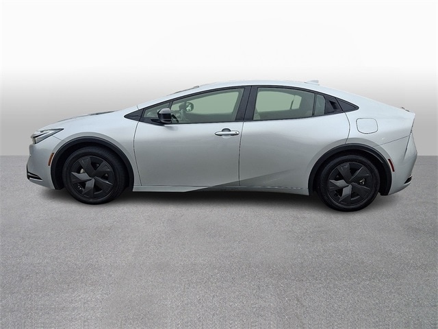 Thumbnail: 2024 Toyota Prius - 7