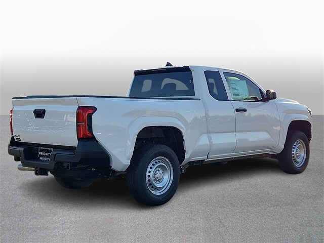 Thumbnail: 2025 Toyota Tacoma - 4