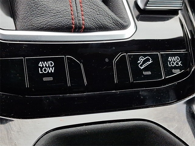 Thumbnail: 2024 Jeep Compass - 24