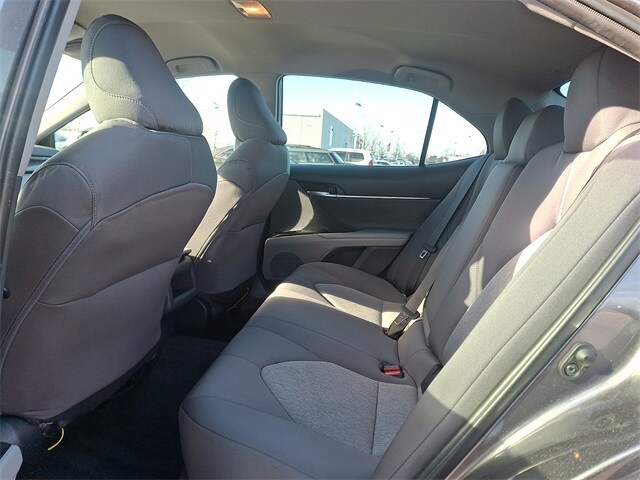 Thumbnail: 2022 Toyota Camry - 10