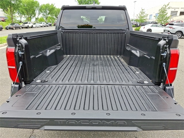 2024 Toyota Tacoma SR5 30