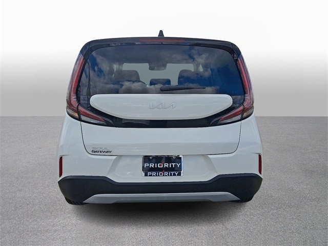 Thumbnail: 2023 Kia Soul - 5