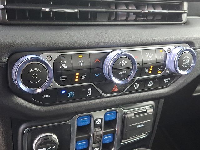 Thumbnail: 2024 Jeep Wrangler - 15