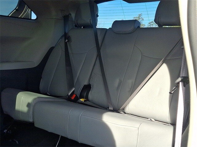 Thumbnail: 2023 Toyota Sienna - 11