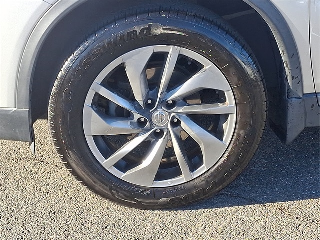 Thumbnail: 2014 Nissan Rogue - 8