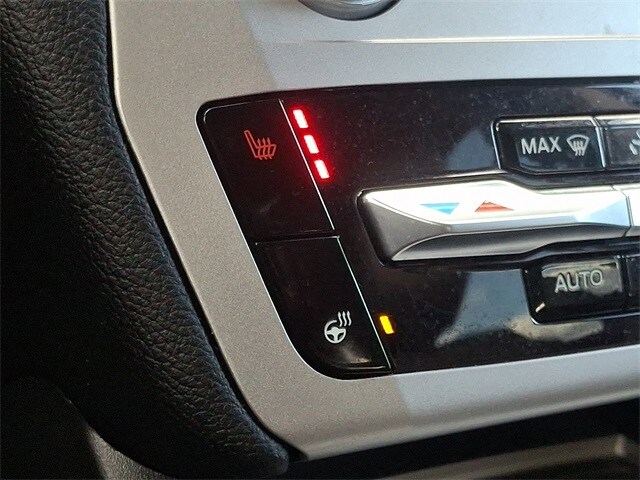 Thumbnail: 2022 Ford Explorer - 21