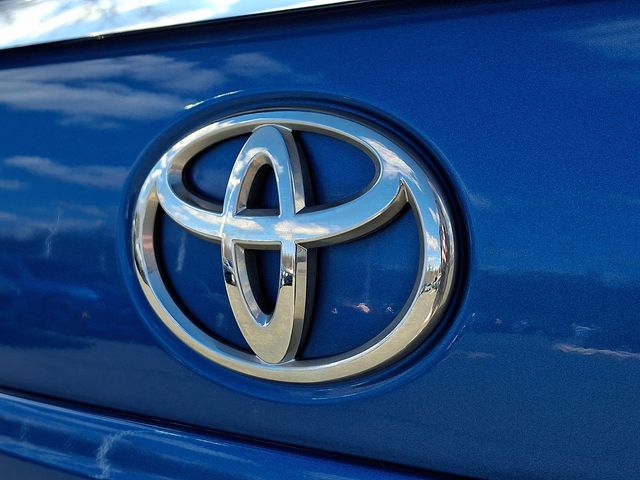 Thumbnail: 2010 Toyota Corolla - 28