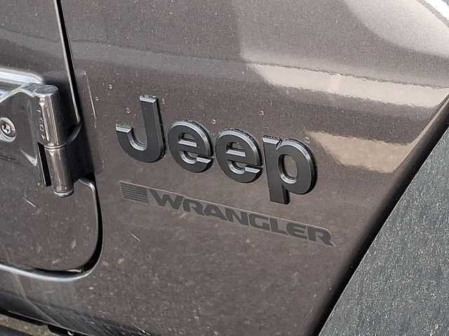 Thumbnail: 2025 Jeep Wrangler - 9