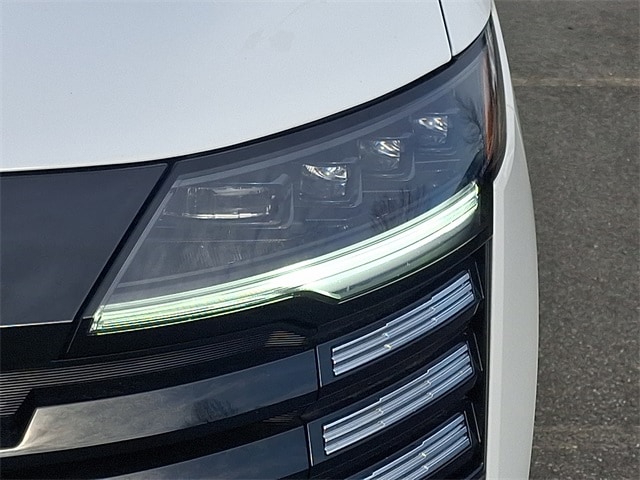 Thumbnail: 2025 Nissan Kicks - 9