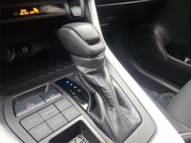 Thumbnail: 2024 Toyota RAV4 - 14