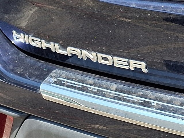 Thumbnail: 2020 Toyota Highlander - 9