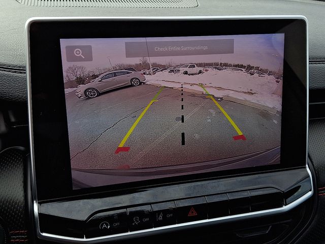 Thumbnail: 2022 Jeep Compass - 17