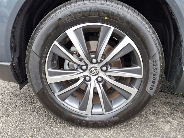 Thumbnail: 2021 Toyota Venza - 8