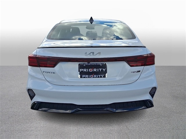 Thumbnail: 2023 Kia Forte - 5